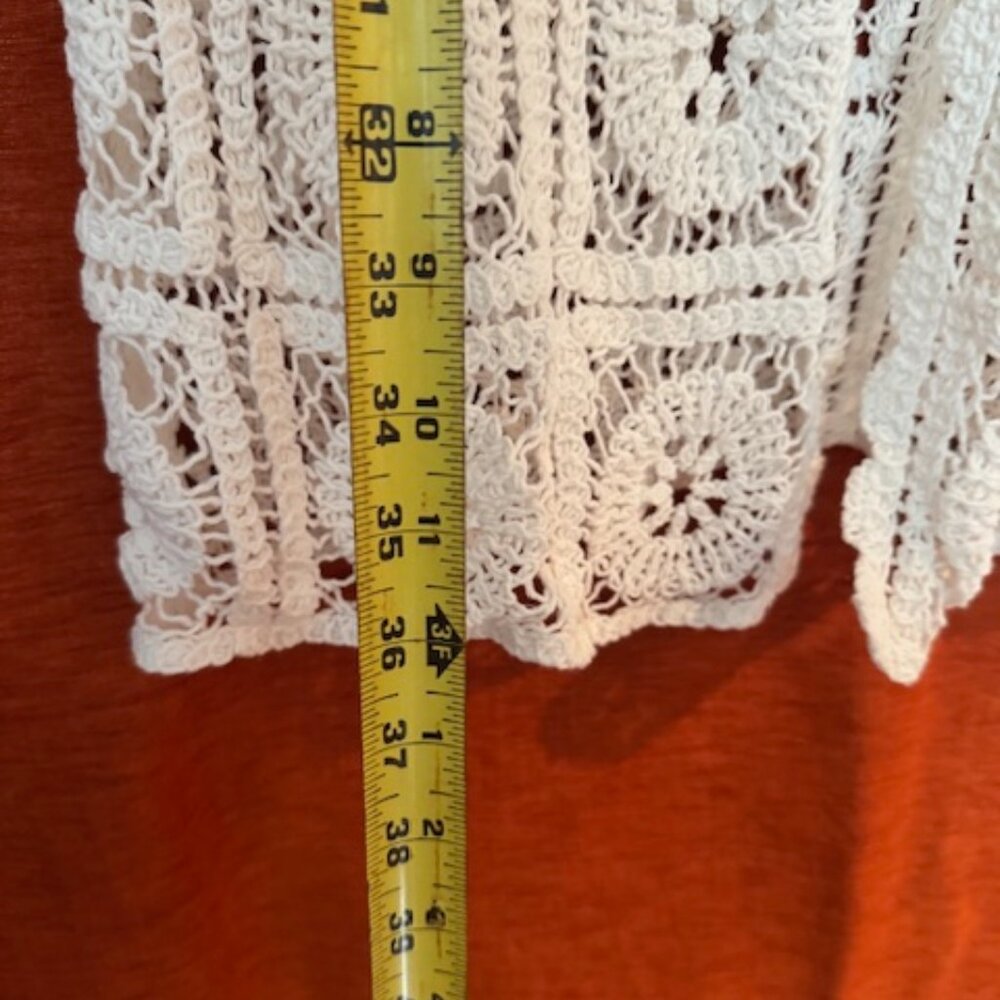 Solitaire White Crochet Lace Coverup - Size M - NWT - Picture 7 of 7